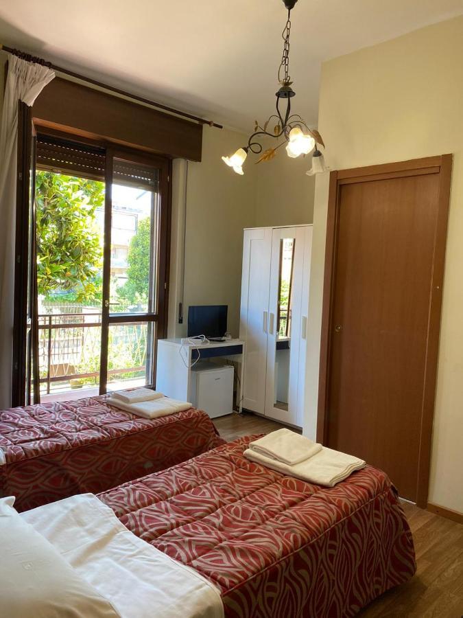 Bed & Breakfast Santa Monica Pero