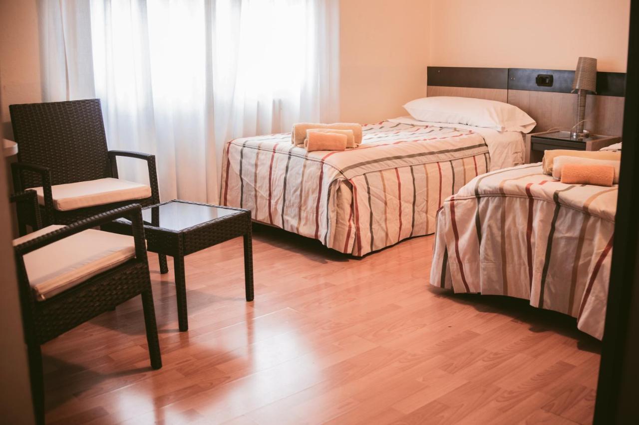 Santa Monica Bed & Breakfast